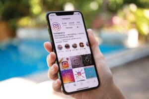 There are many beenfits of doing instagram marketing