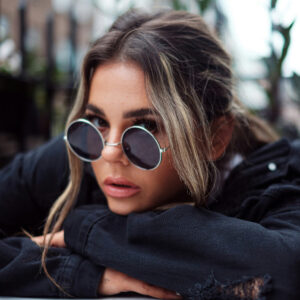 Sarah T.